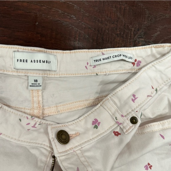 Girls light pink pants - Picture 3 of 4